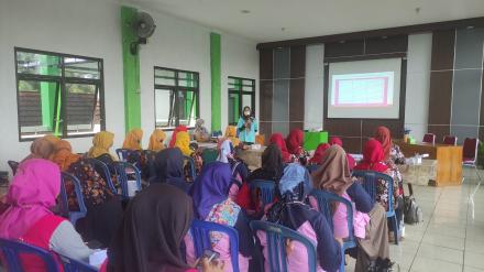 PEMANTAUAN TUMBUH KEMBANG POSYANDU